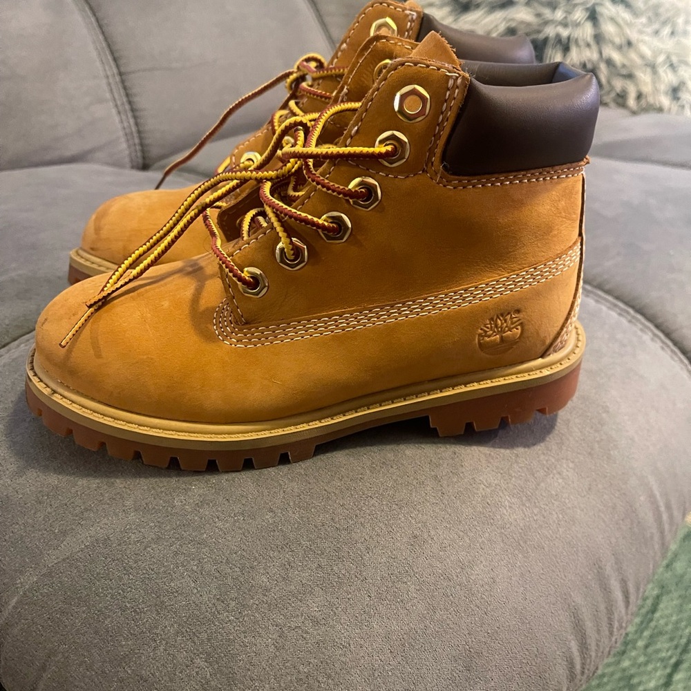 Timberland Tan and Brown Boots Rugged Nubuck Leather